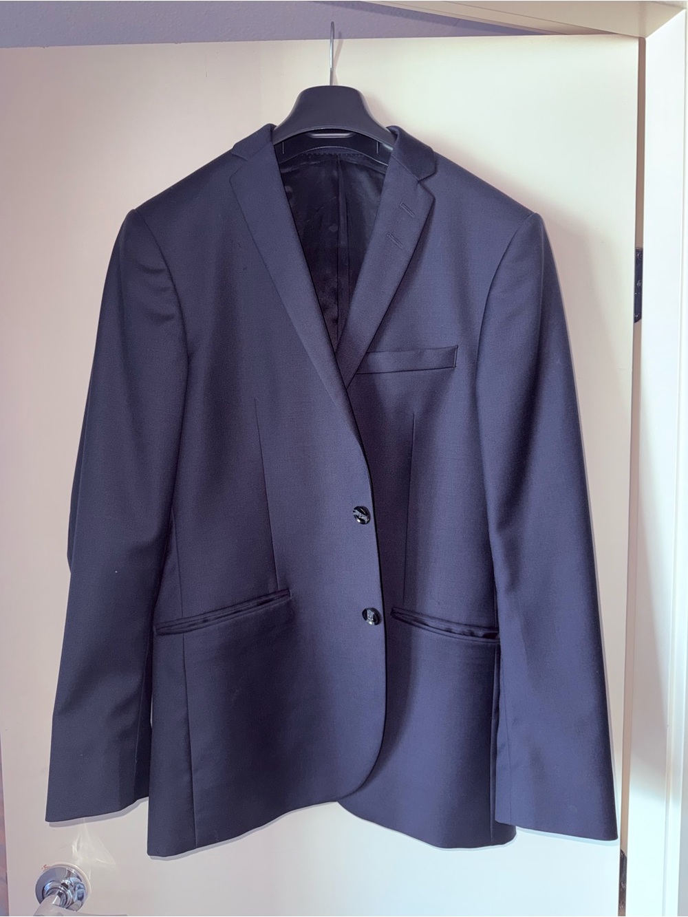 Tiger of Sweden Navy Blue Two-Button Suit Jacket